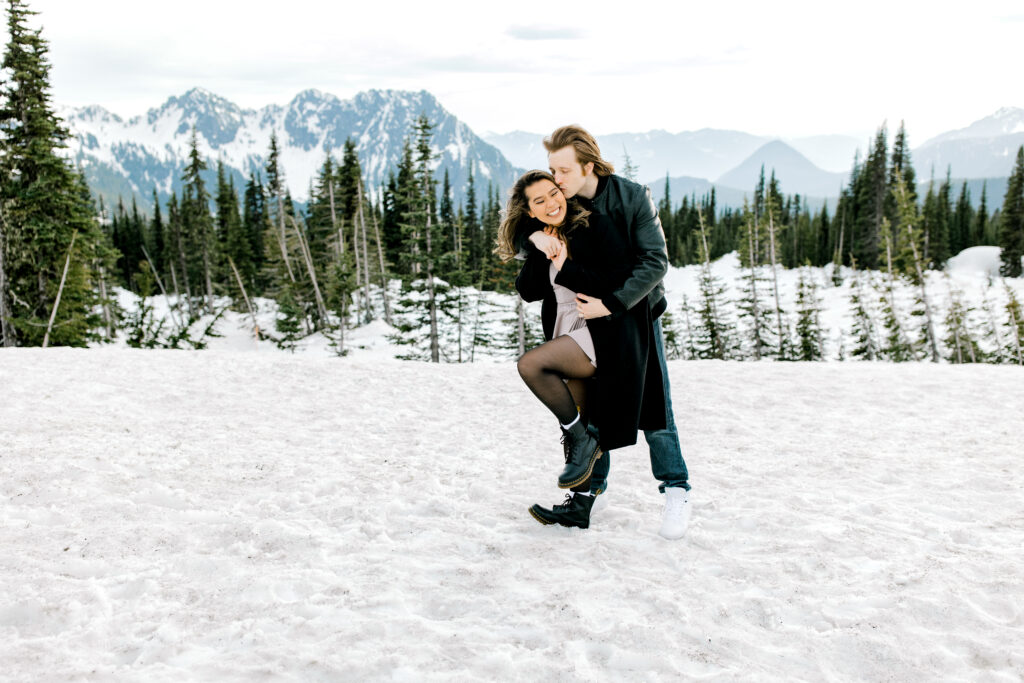 engagement photos in winter